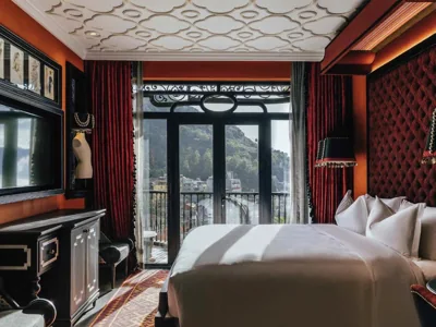 Deluxe King Suite — Hotel de la Coupole - MGallery